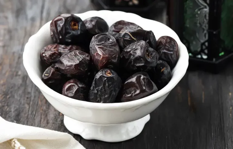 kurma ajwa